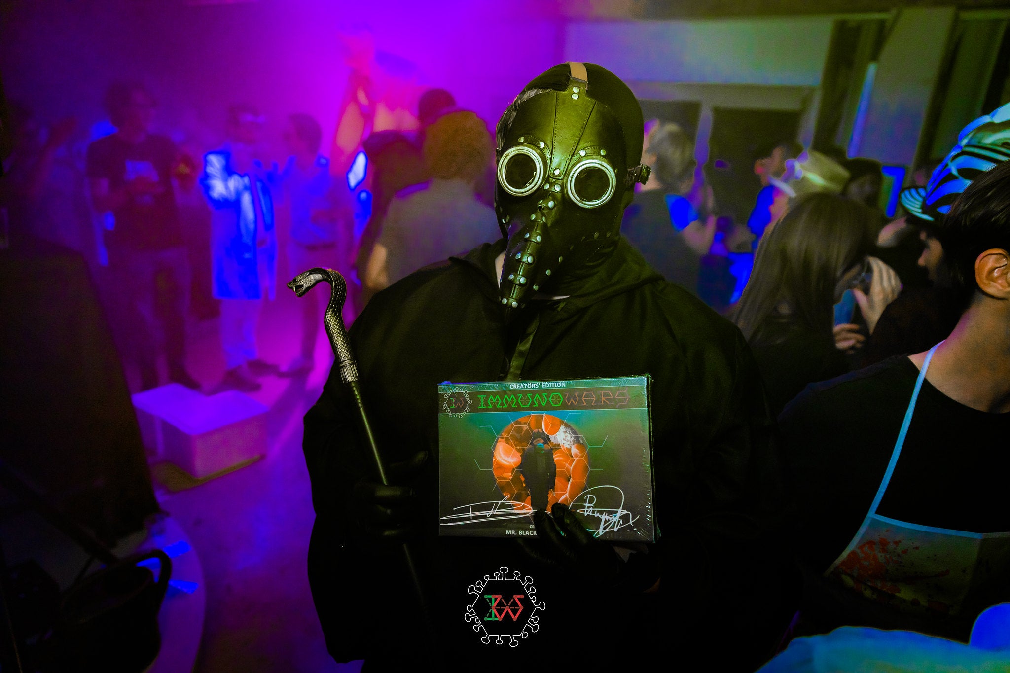 Alt Image